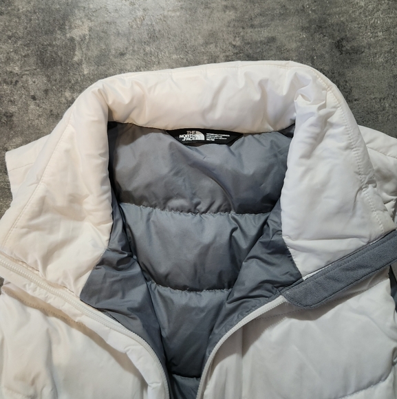 The North Face puffer vest - Picture 4 of 6